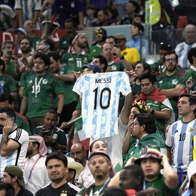 Messi leads Argentina to 2-0 win over Mexico at World Cup